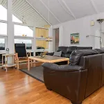 Holiday home 5 Star Holiday Home In Nordborg *